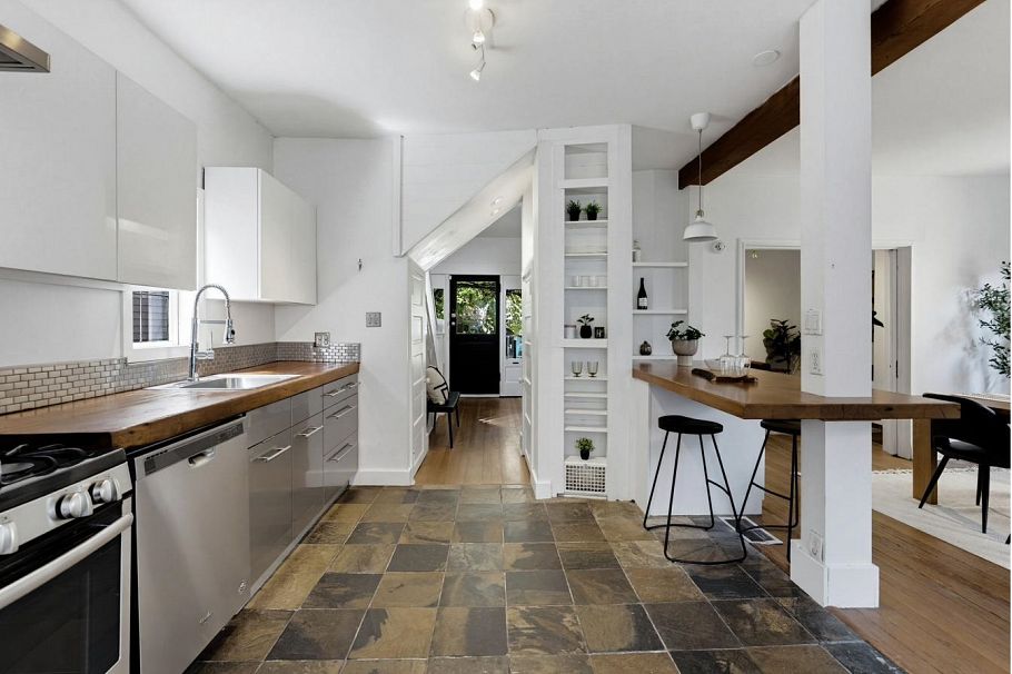 2110 Alberta Street Vancouver, BC - 12