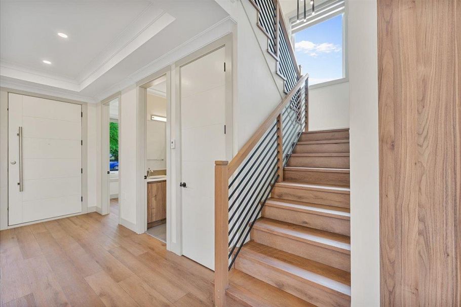 3179 E 16th Avenue Vancouver, BC - 20