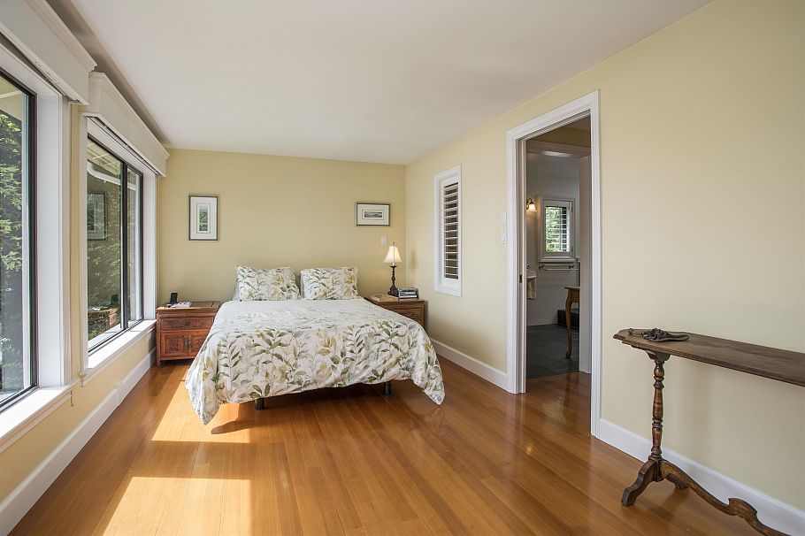 5445 Indian River Drive North Vancouver, BC - 16