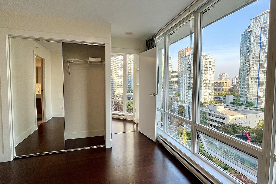 1107 565 Smithe Street Vancouver, BC - 15
