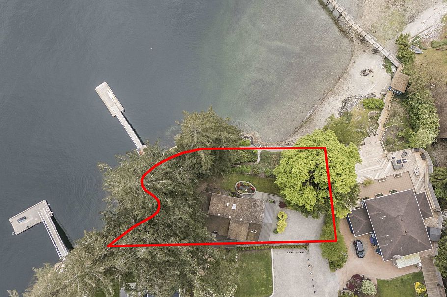 5445 Indian River Drive North Vancouver, BC - 2