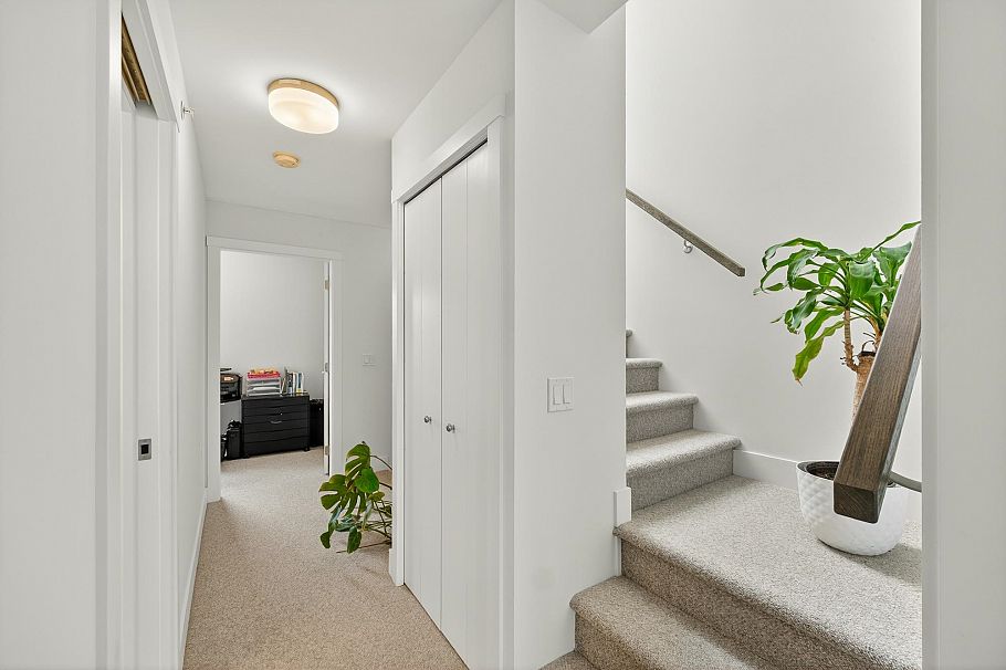 7601 Yukon Street Vancouver, BC - 10