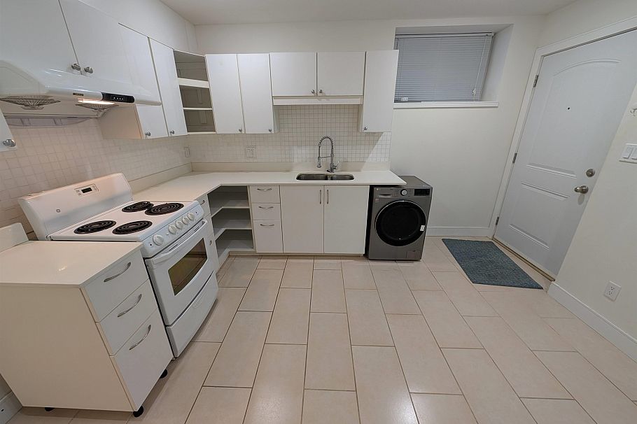 1BED 25XX E 28 AVENUE, Vancouver BC V5R 1R7 Vancouver, BC - 4