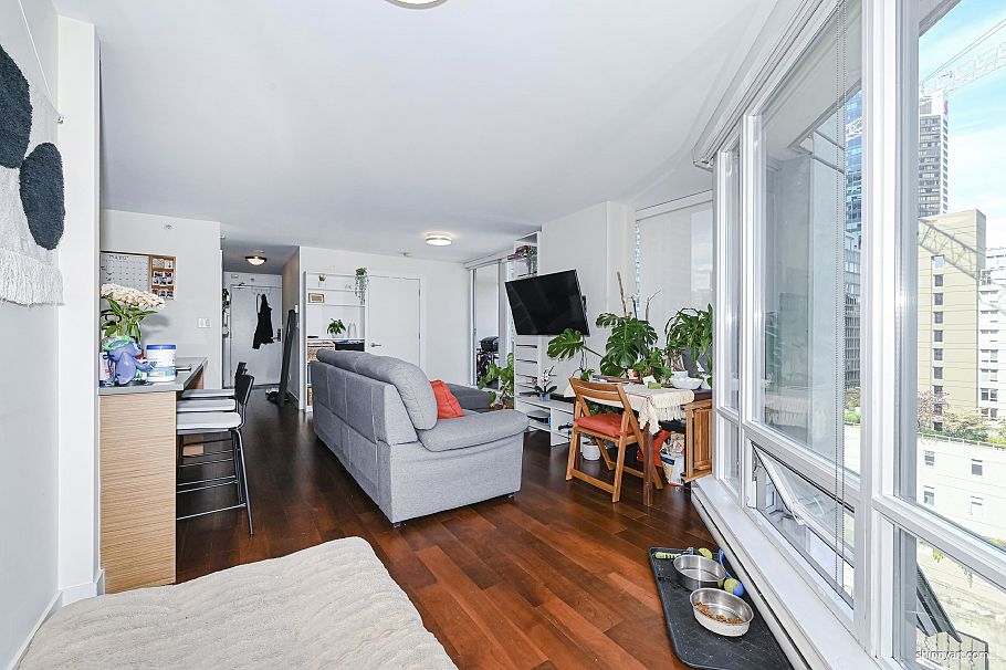 1107 565 Smithe Street Vancouver, BC - 10