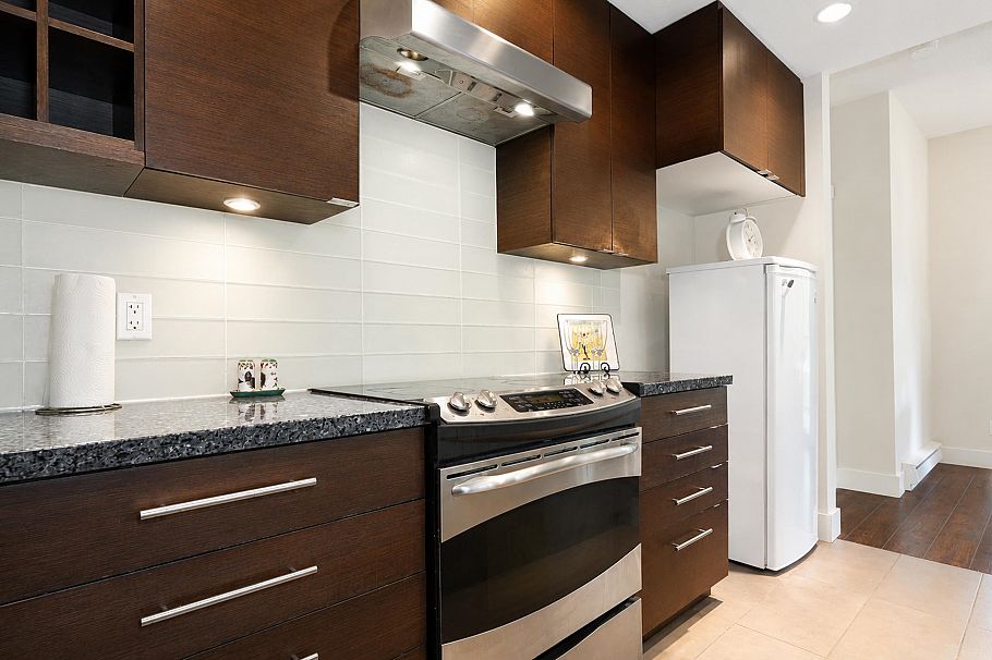 220 5928 Birney Avenue Vancouver, BC - 12