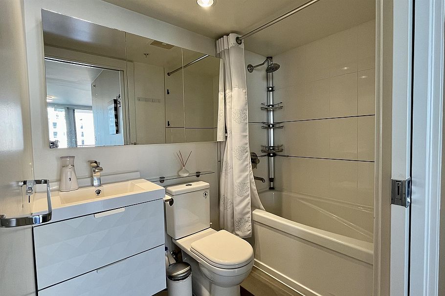 1107 565 Smithe Street Vancouver, BC - 25