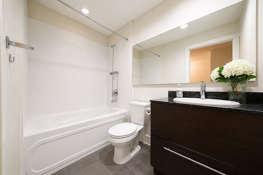 220 5928 Birney Avenue Vancouver, BC - 13
