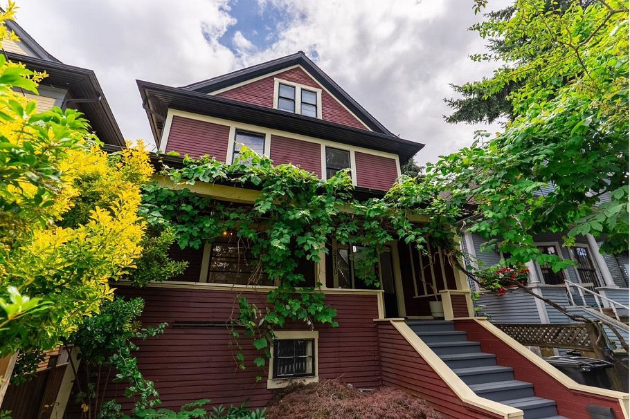 2110 Alberta Street Vancouver, BC - 1