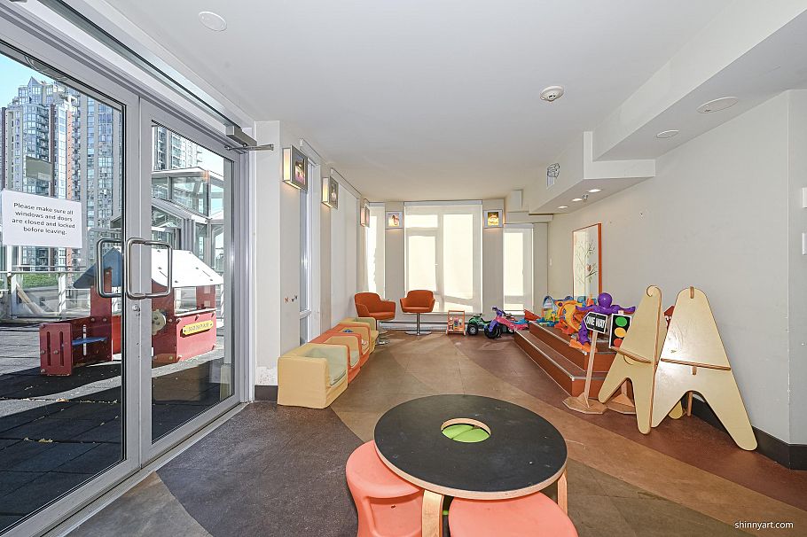 1107 565 Smithe Street Vancouver, BC - 38