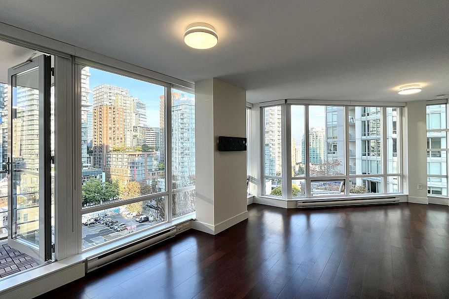 1107 565 Smithe Street Vancouver, BC - 2