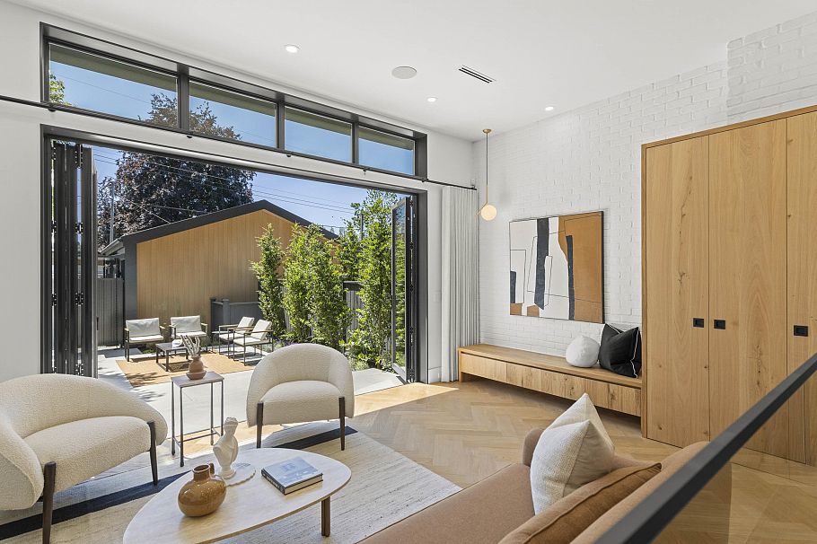 1 3768 W 2nd Avenue Vancouver, BC - 9