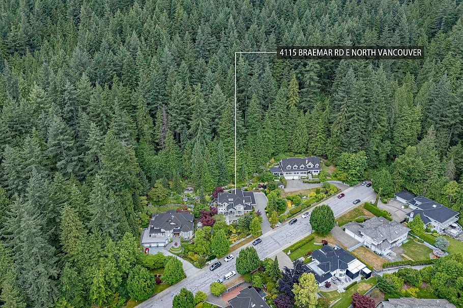 4115 E Braemar Road North Vancouver, BC - 7