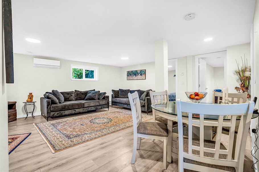 300 W Balmoral Road North Vancouver, BC - 26