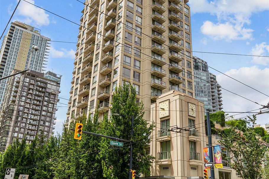 904 1225 Richards Street Vancouver, BC - 1