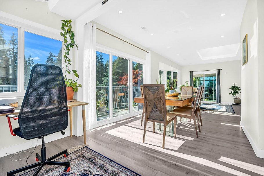 300 W Balmoral Road North Vancouver, BC - 10