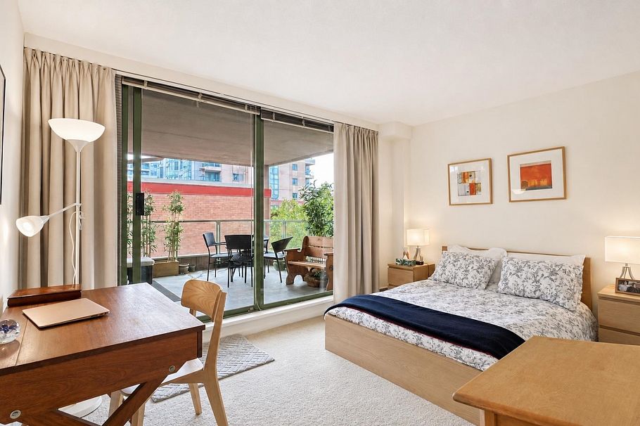 511 518 W 14th Avenue Vancouver, BC - 14