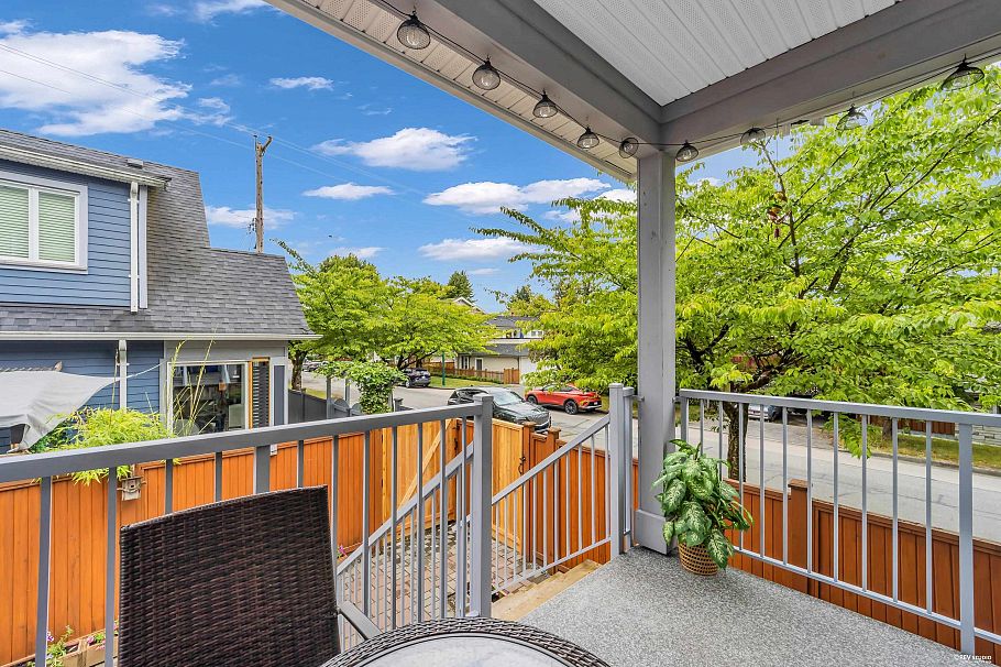 5603 Rhodes Street Vancouver, BC - 17