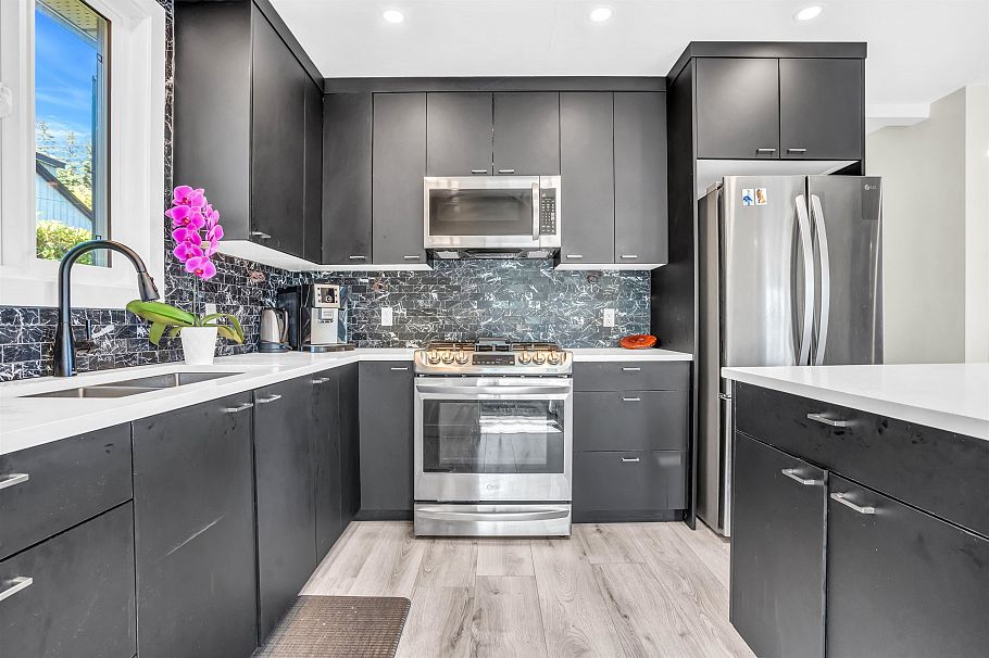 300 W Balmoral Road North Vancouver, BC - 12