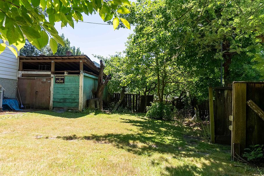 4507 Todd Street Vancouver, BC - 27