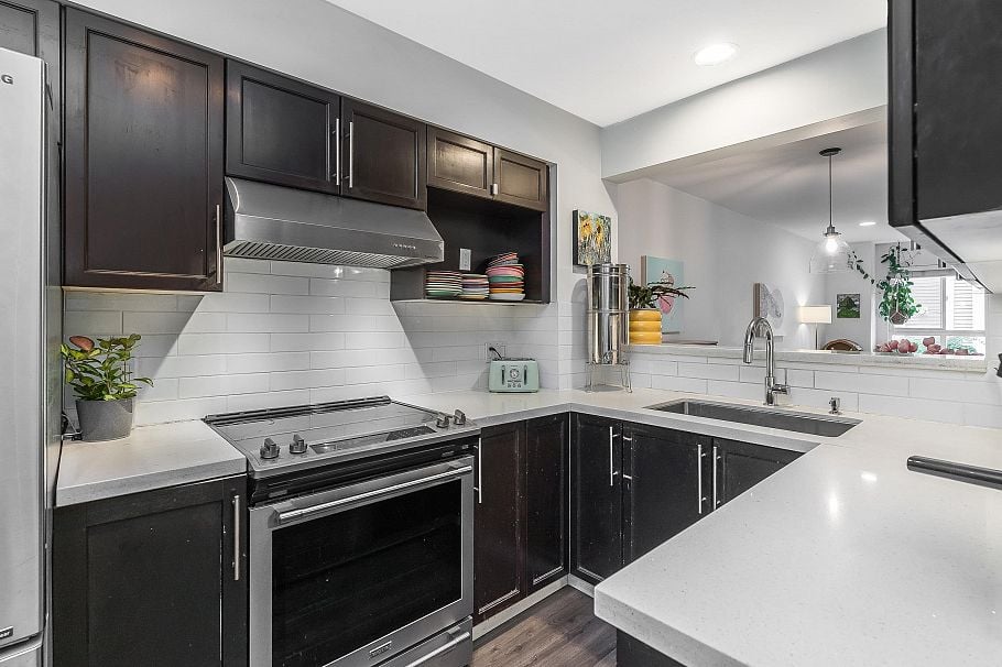 2866 Sotao Avenue Vancouver, BC - 10