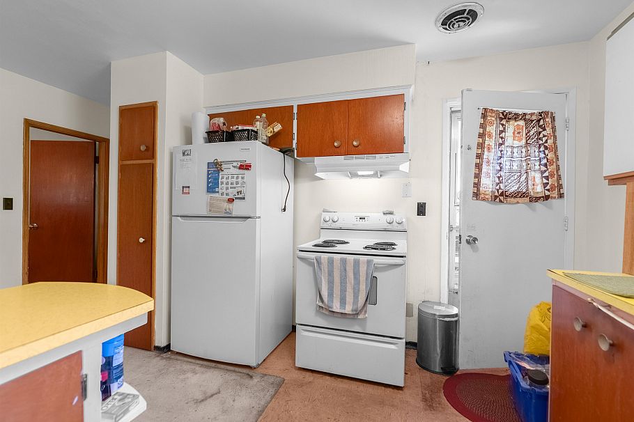 4507 Todd Street Vancouver, BC - 16