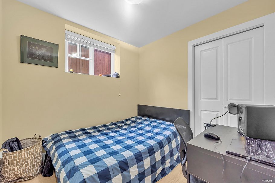 5603 Rhodes Street Vancouver, BC - 29