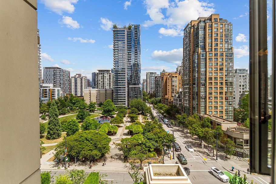 904 1225 Richards Street Vancouver, BC - 10