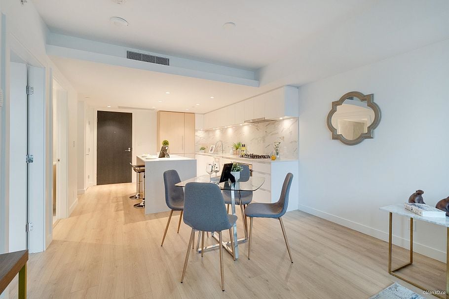 306 1500 Fern Street North Vancouver, BC - 3