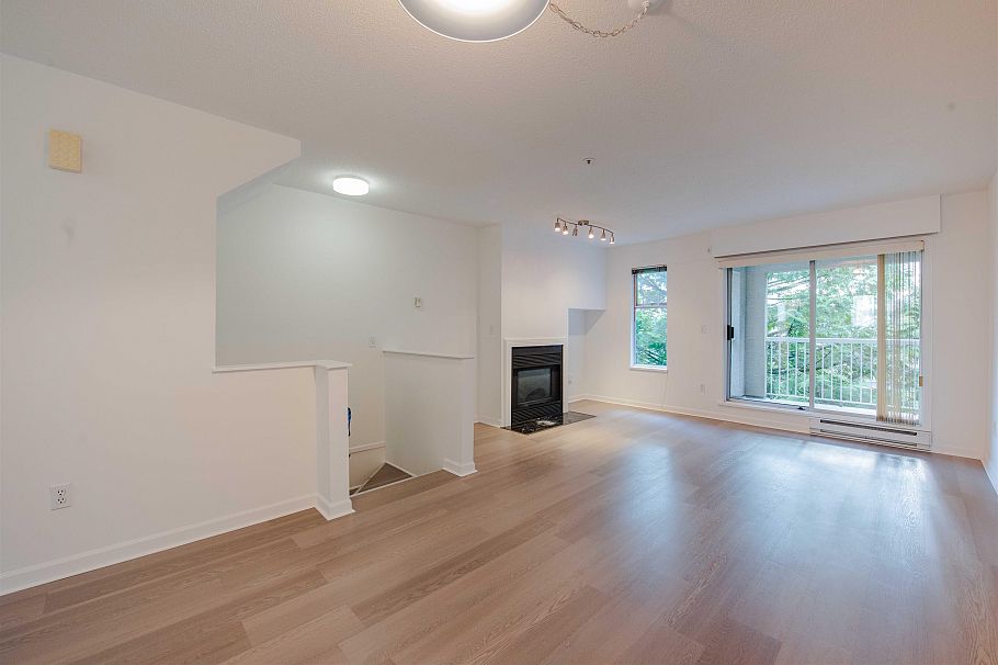202 3683 Wellington Avenue Vancouver, BC - 6