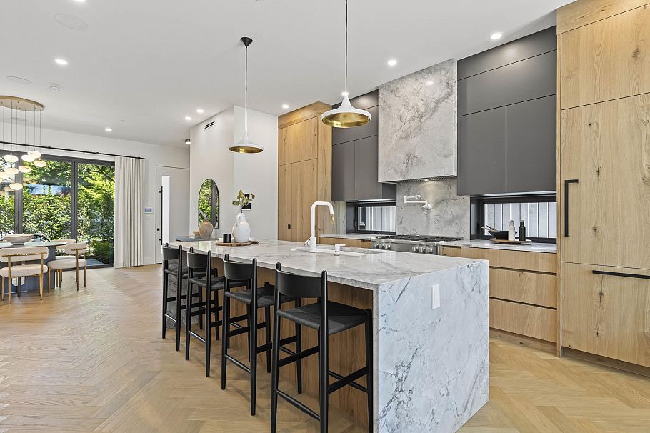 1 3768 W 2nd Avenue Vancouver, BC - 6