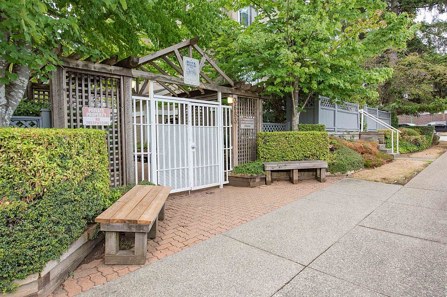 202 3683 Wellington Avenue Vancouver, BC - 20