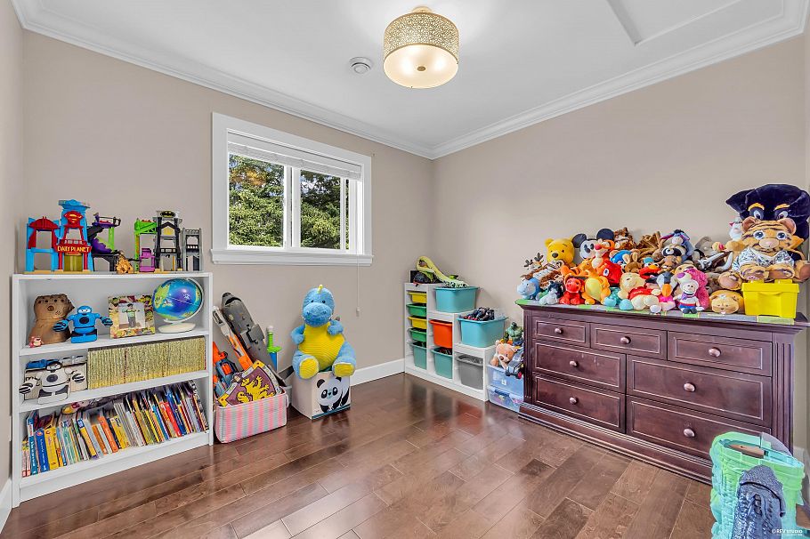 5603 Rhodes Street Vancouver, BC - 25