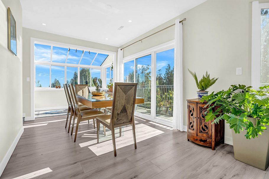 300 W Balmoral Road North Vancouver, BC - 11