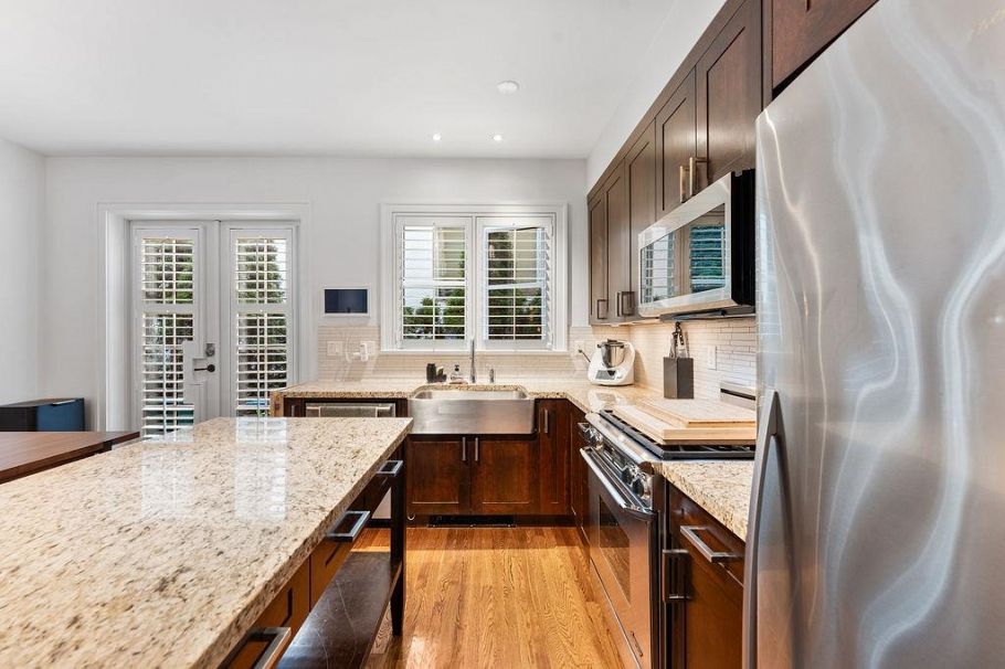 3025 Birch Street Vancouver, BC - 11