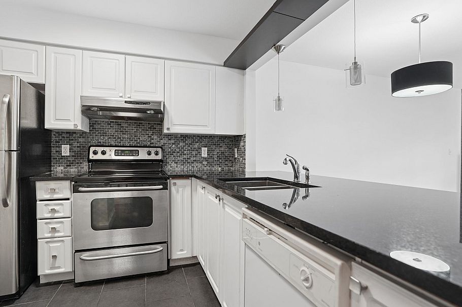 102 2965 Horley Street Vancouver, BC - 9