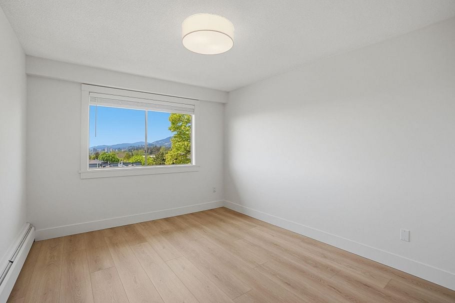 314 1345 Chesterfield Avenue North Vancouver, BC - 29