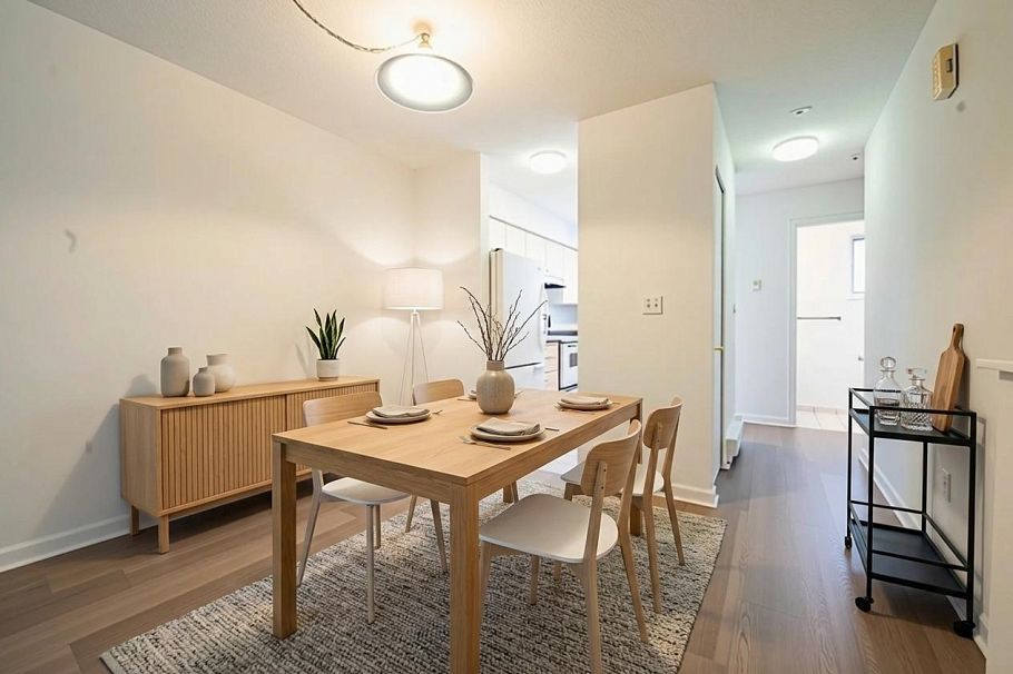 202 3683 Wellington Avenue Vancouver, BC - 7