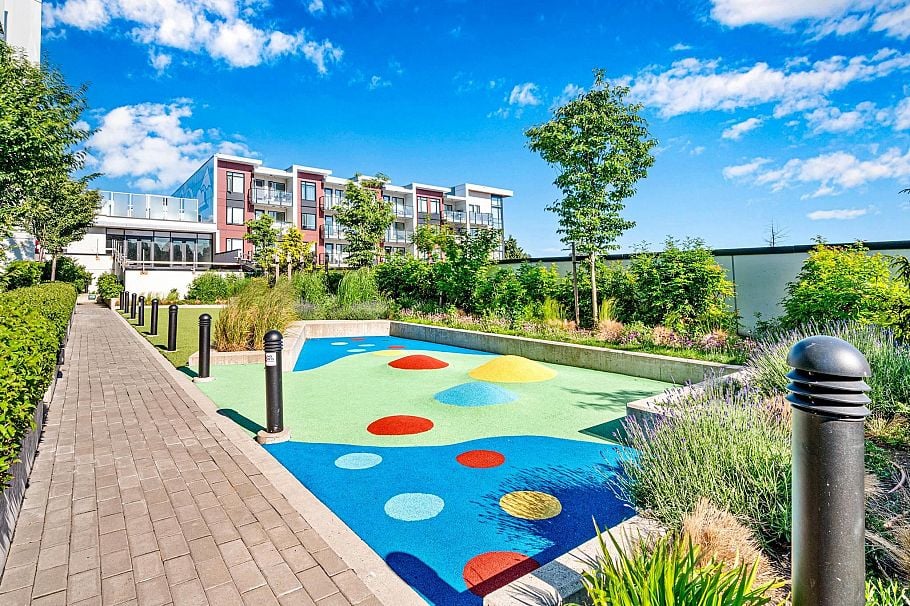 501 1471 Hunter Street North Vancouver, BC - 25