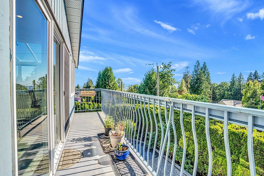 300 W Balmoral Road North Vancouver, BC - 16