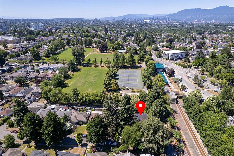 4507 Todd Street Vancouver, BC - 7