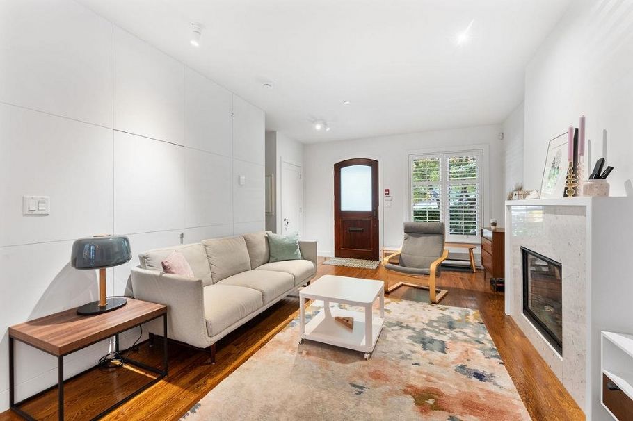 3025 Birch Street Vancouver, BC - 1