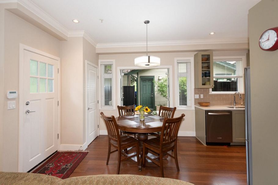 1550 Cotton Drive Vancouver, BC - 12