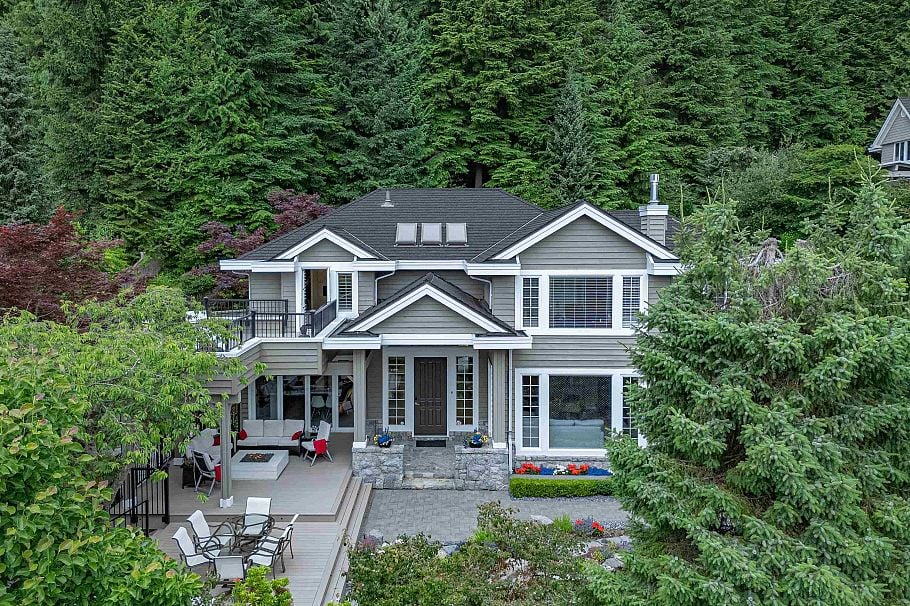 4115 E Braemar Road North Vancouver, BC - 3