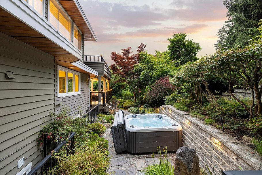 4115 E Braemar Road North Vancouver, BC - 10