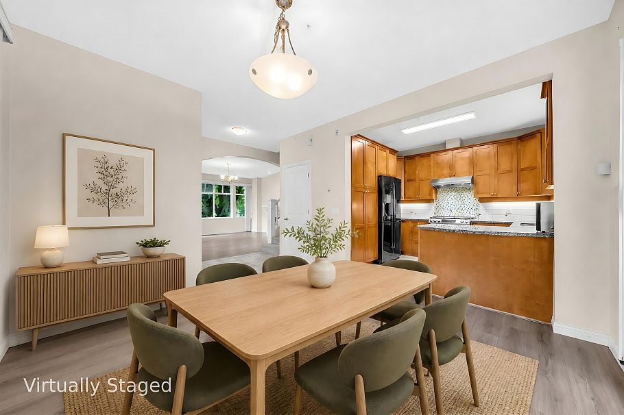 2459 W 39th Avenue Vancouver, BC - 9