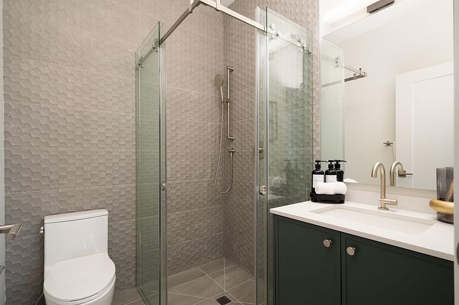1 8508 East Boulevard Vancouver, BC - 27