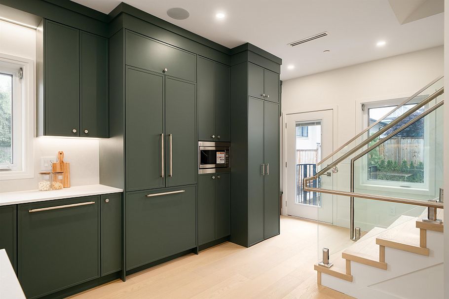 1 8508 East Boulevard Vancouver, BC - 16