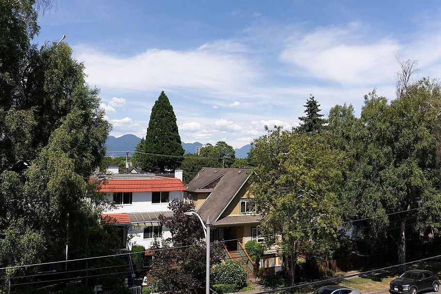 1 60 E 17th Avenue Vancouver, BC - 31
