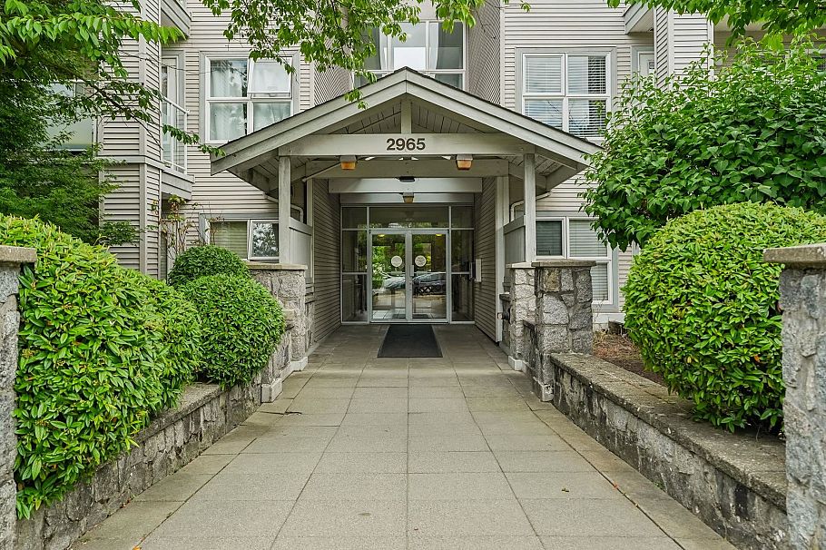 102 2965 Horley Street Vancouver, BC - 29