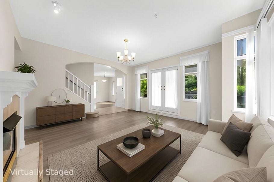 2459 W 39th Avenue Vancouver, BC - 2